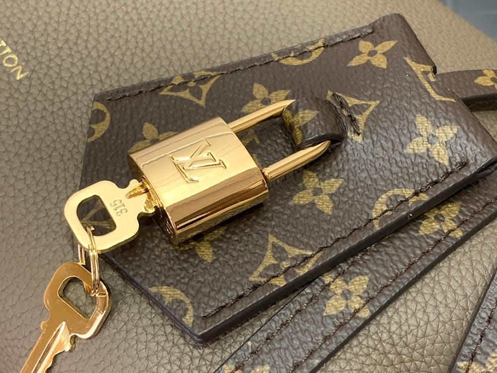 Dragons Bags ln Luxury Bag --96699