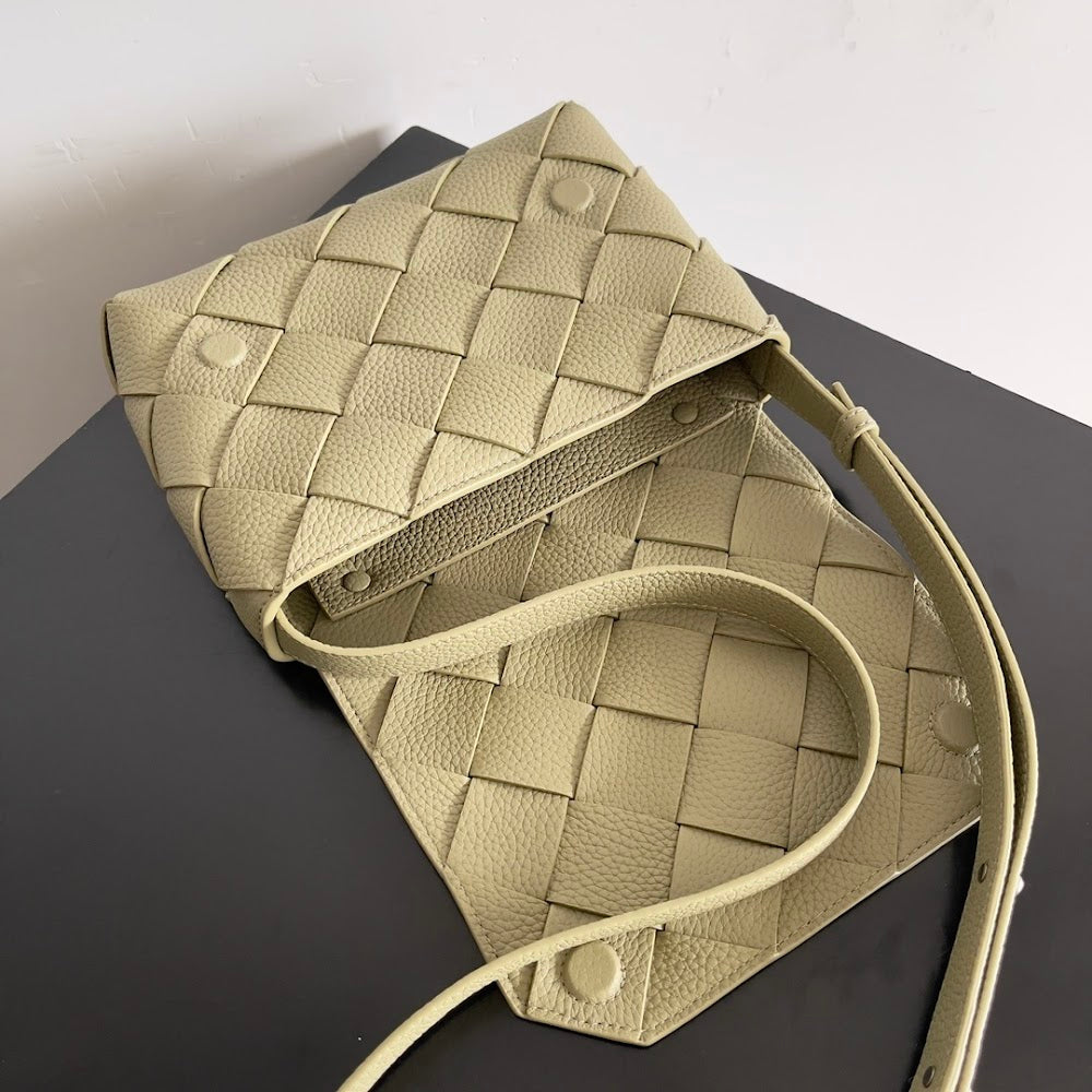 new-luxury-designer-bags-nm10587