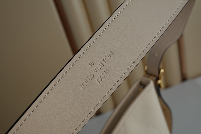 Dragons Bags ln Luxury Bag --67806