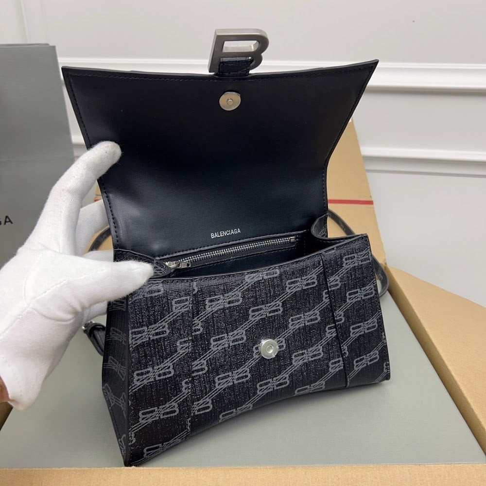 Dragons Bags Balenciaga Luxury Bag --111819