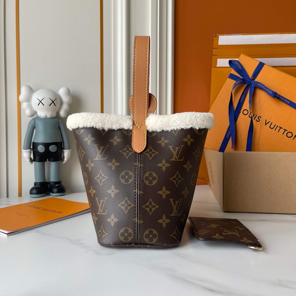 Dragons Bags ln Luxury Bag --77672