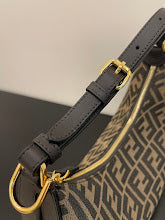 new-luxury-designer-bags-nm7659