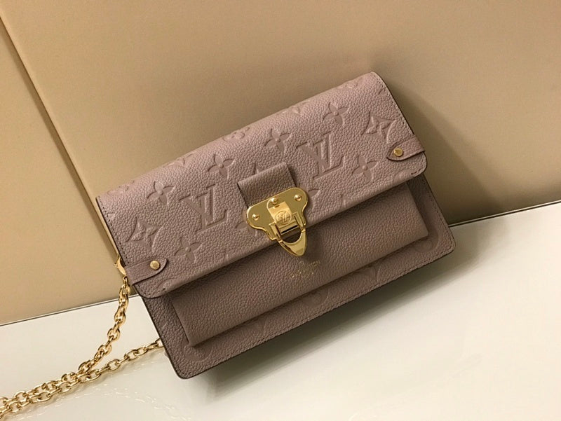 Dragons Bags ln Luxury Bag --60213