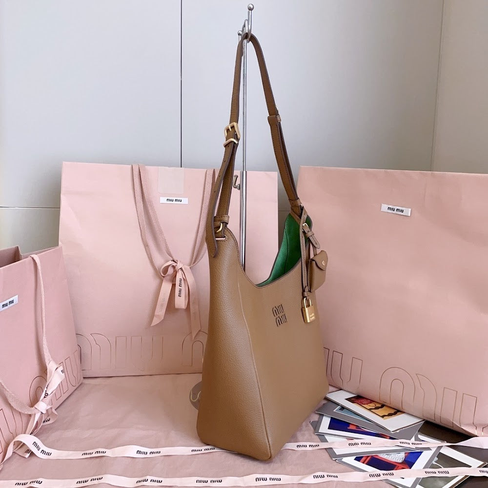 Dragons Bags Miun Miun Luxury Bag --122548