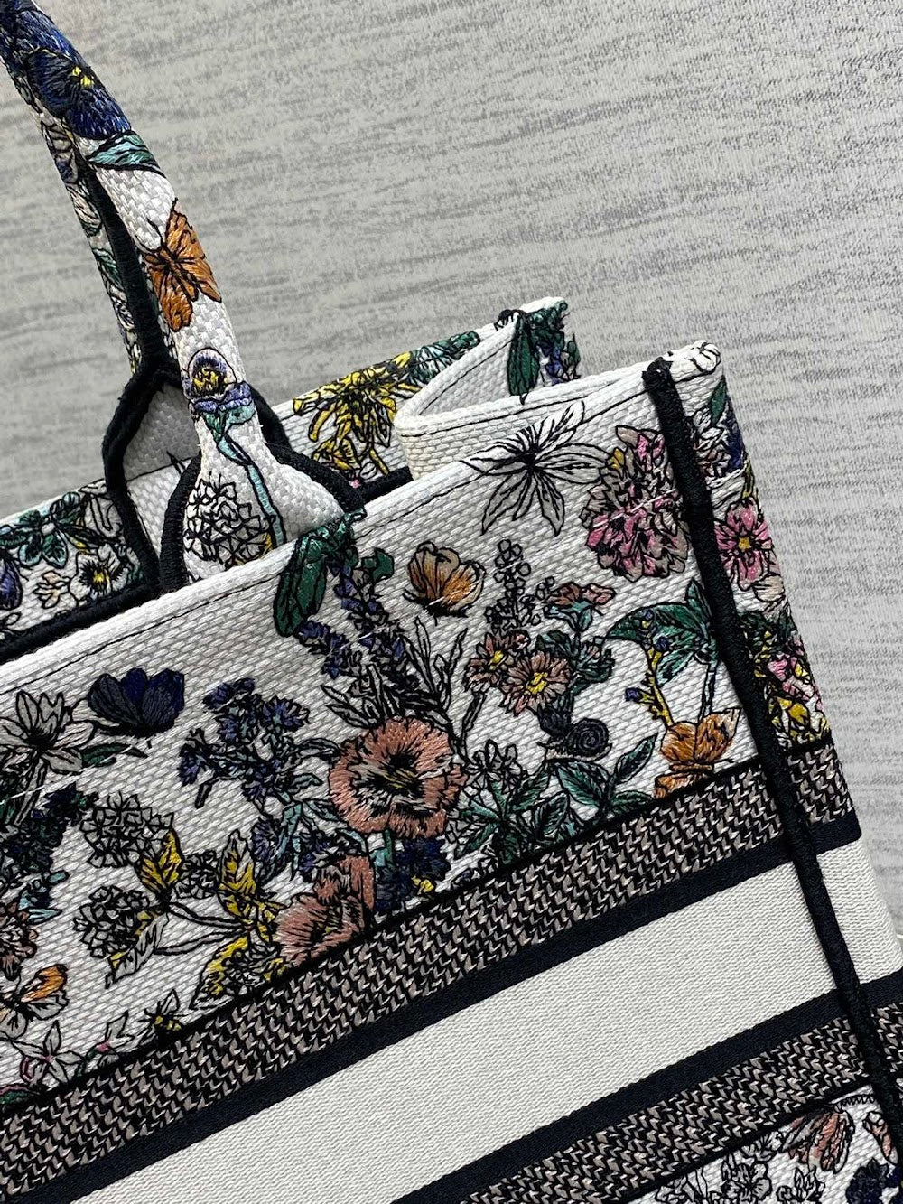 new-luxury-designer-bags-nm16860