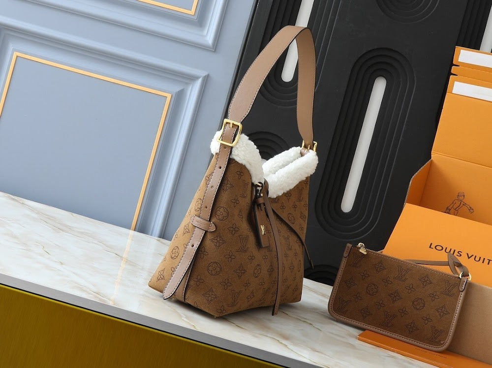 Dragons Bags ln Luxury Bag --76474