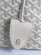 new-elite-designer-bags-nm8250