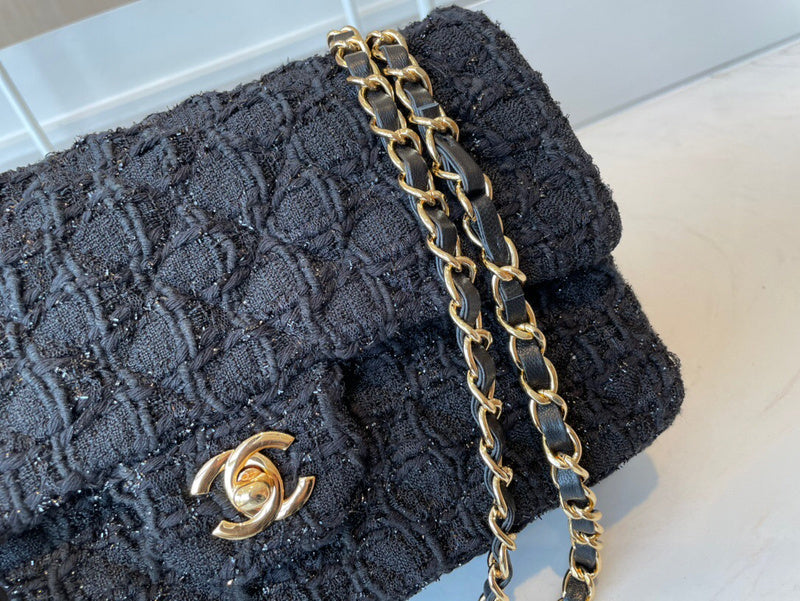 Dragons Bags Detail
