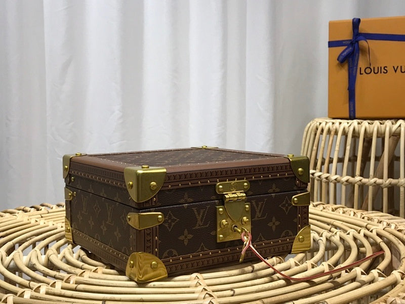 Dragons Bags ln Luxury Bag --60055