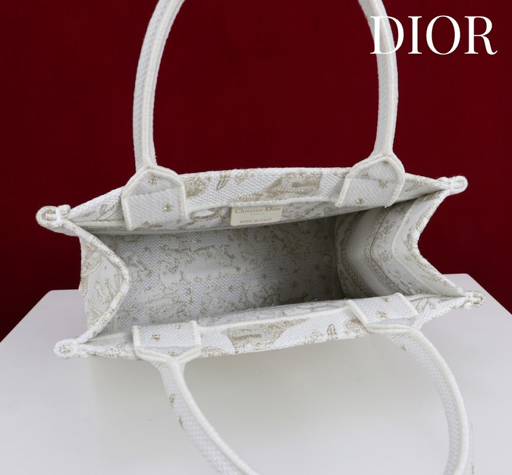 Dragons BagsDiorn Luxury Bag --114900