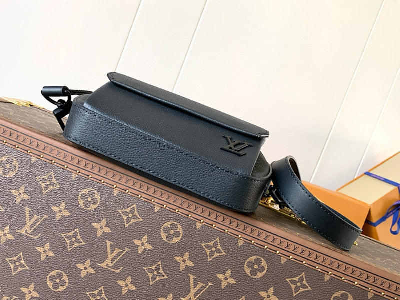 Dragons Bags ln Luxury Bag --71107