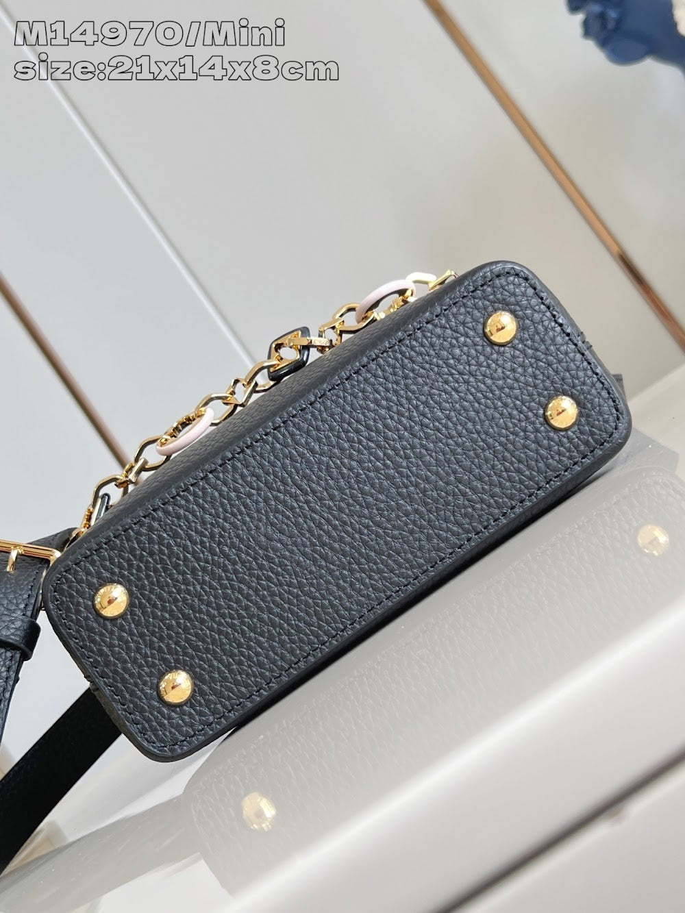 Dragons Bags ln Luxury Bag --97372