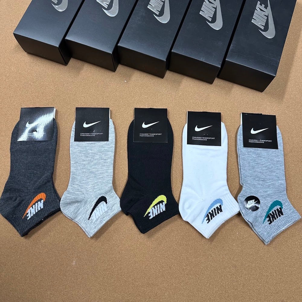 Dragons Bags Premium Luxury Socks --98312