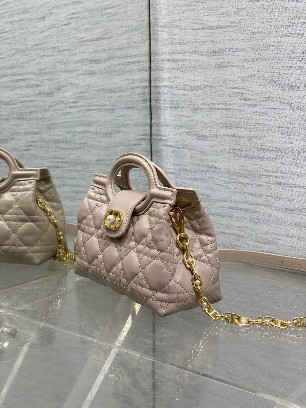 new-designer-premium-bags-nm16747
