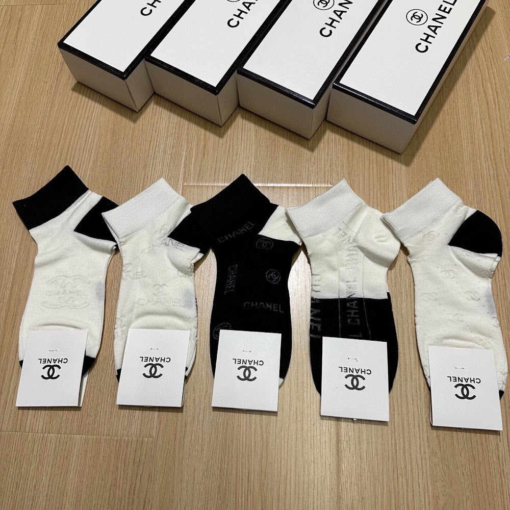 Dragons Bags Premium Luxury Socks --98271