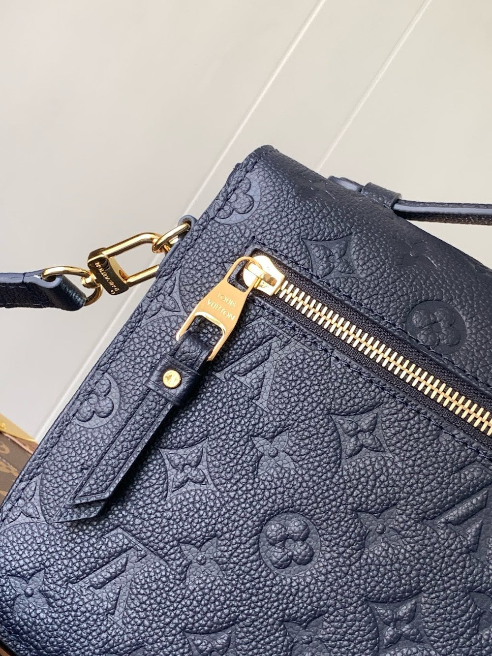 Dragons Bags LVn Luxury Bag --80287