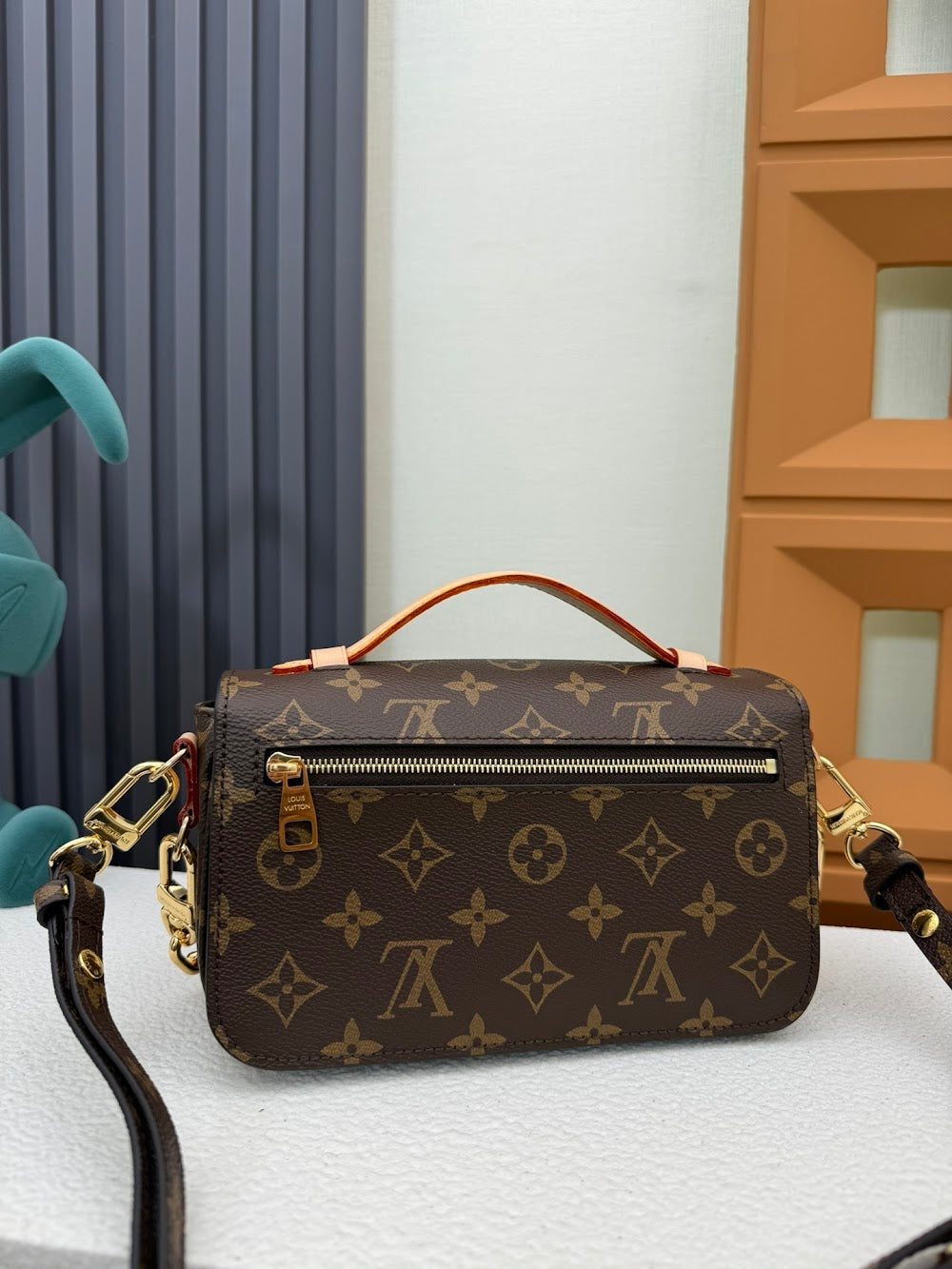 Dragons Bags ln Luxury Bag --81400