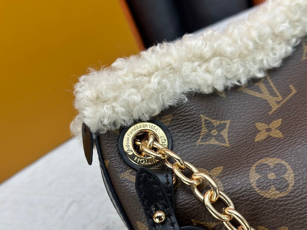 Dragons Bags ln Luxury Bag --77554