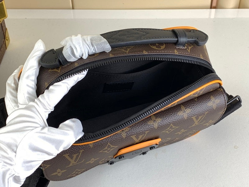 Dragons Bags ln Luxury Bag --61753