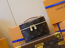 new-luxury-designer-bags-nm4130