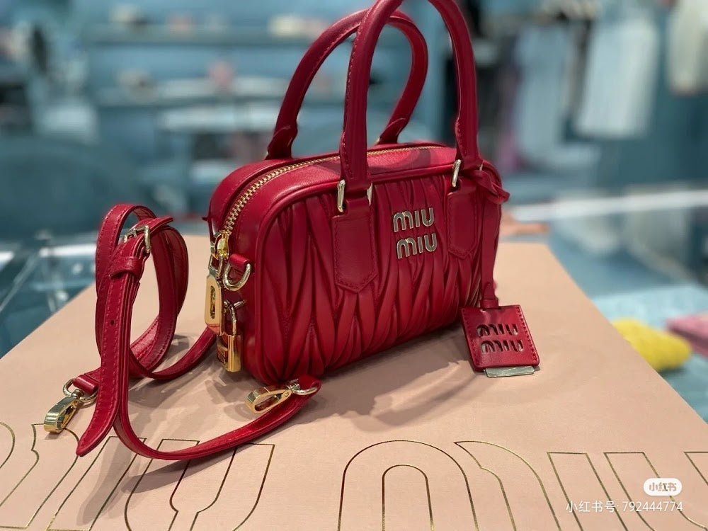 Dragons Bags Miun Miun Luxury Bag --122698