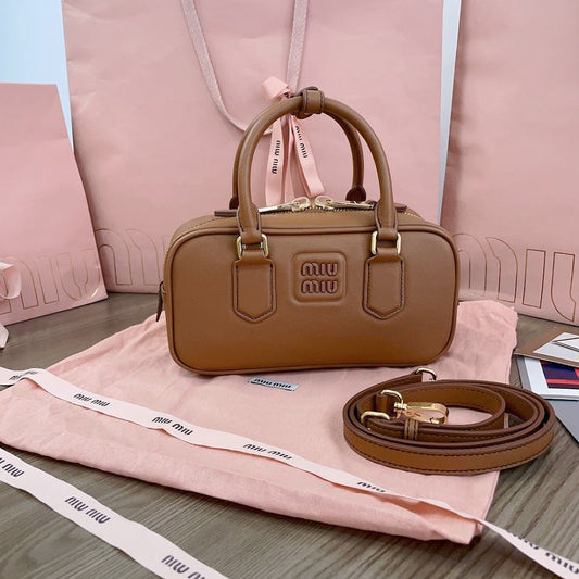 Dragons Bags Miun Miun Luxury Bag --123486