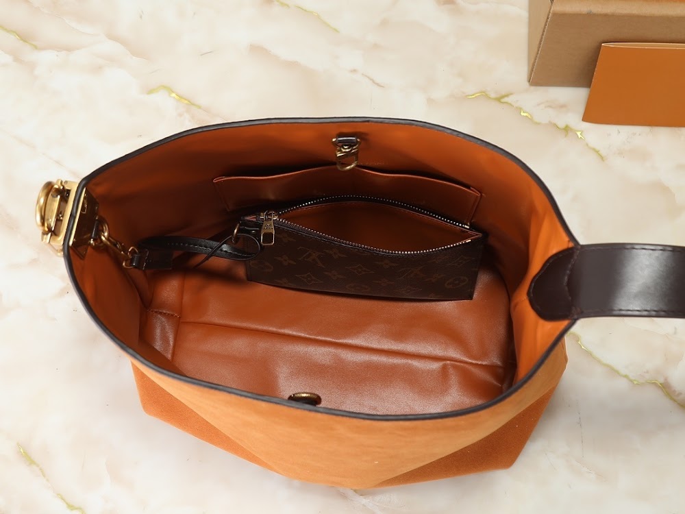 Dragons Bags ln Luxury Bag --77677