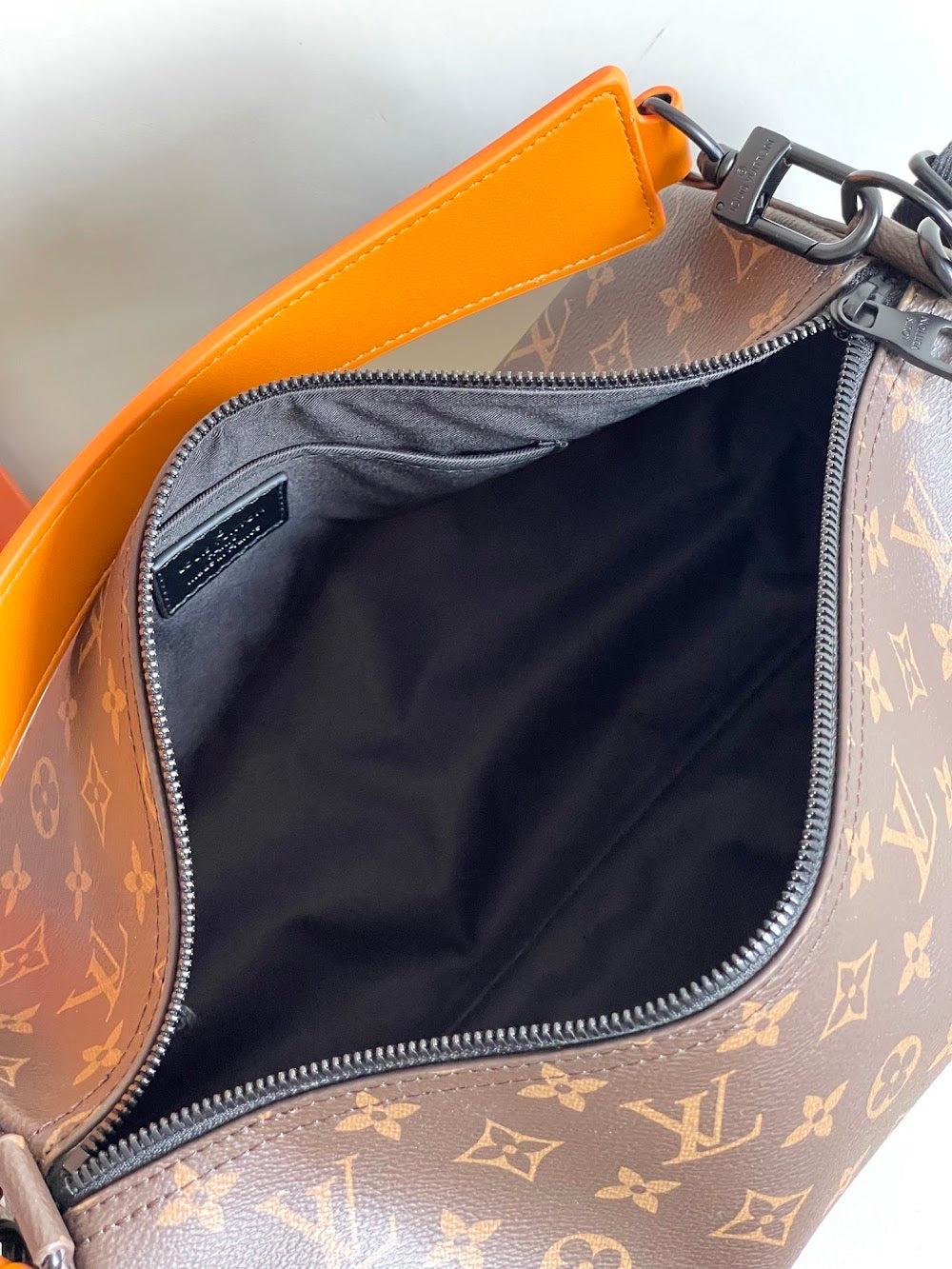 Dragons Bags ln Luxury Bag --70510