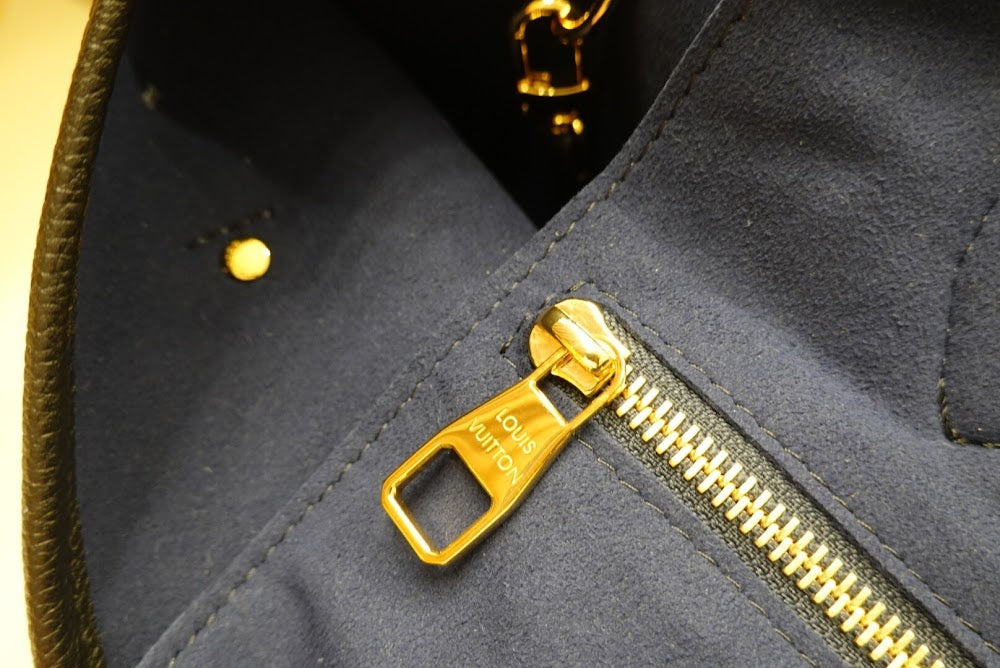 Dragons Bags ln Luxury Bag --60012