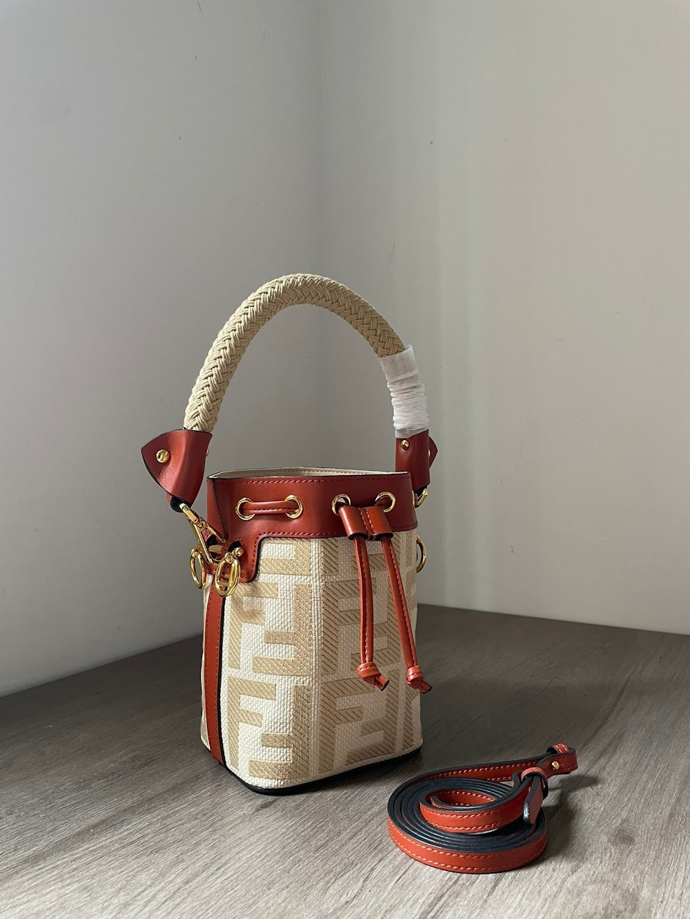 new-luxury-designer-bags-nm15627