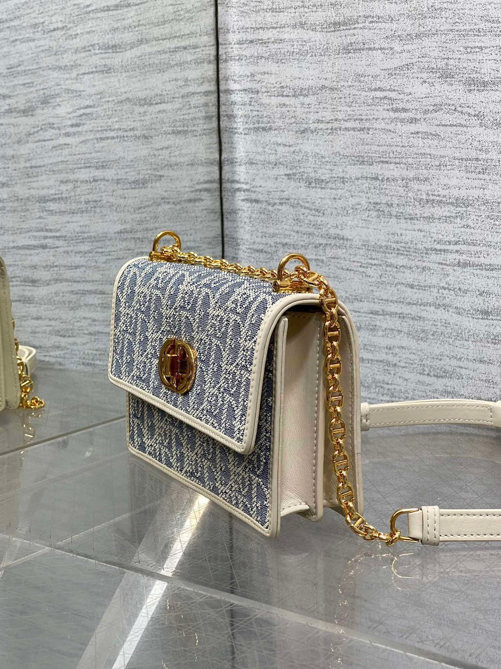 Dragons BagsDiorn Luxury Bag --115047