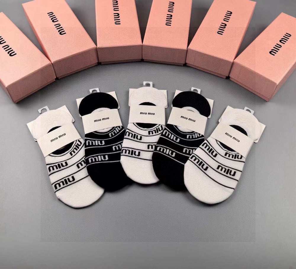 Dragons Bags Premium Luxury Socks --98651