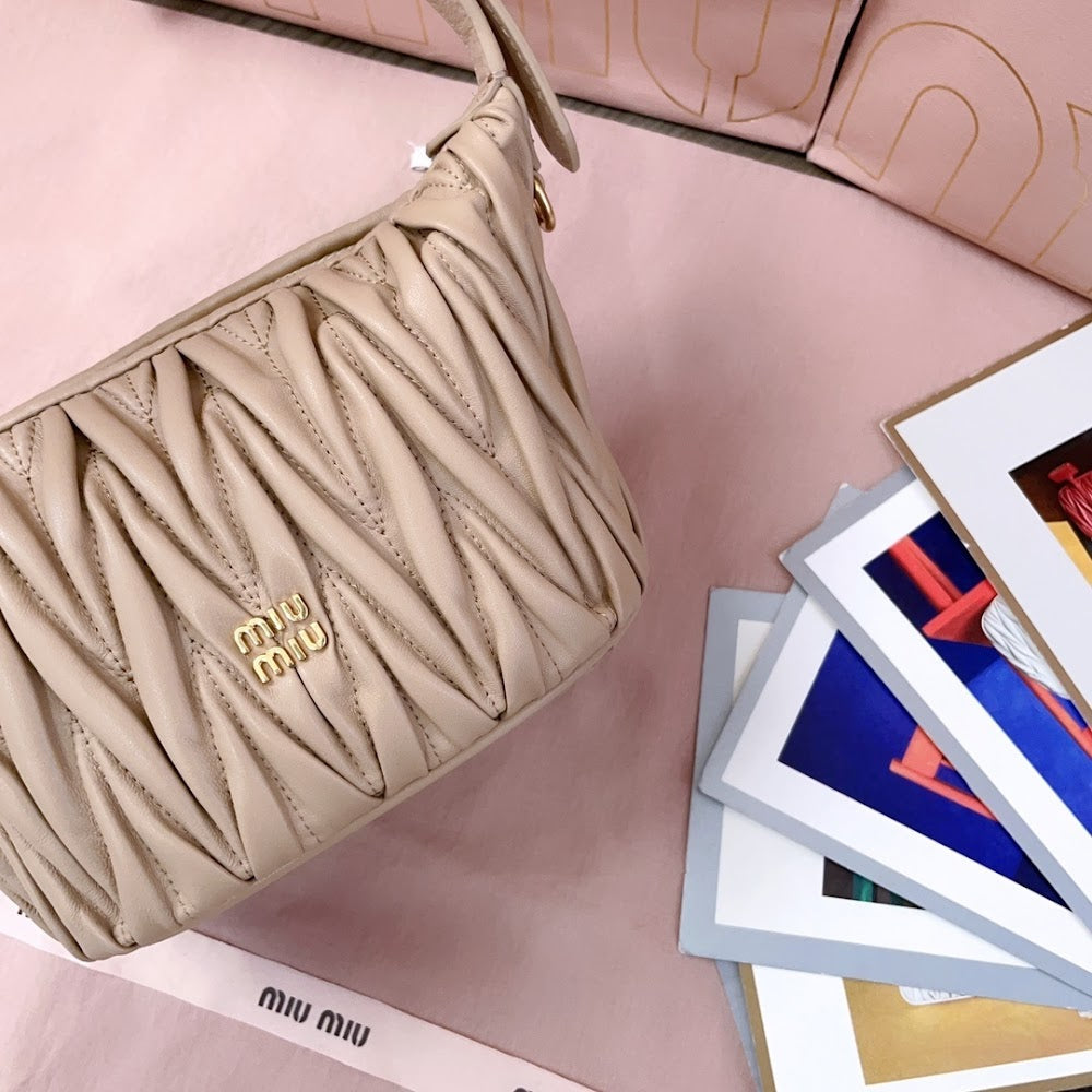 Dragons Bags Miun Miun Luxury Bag --123706