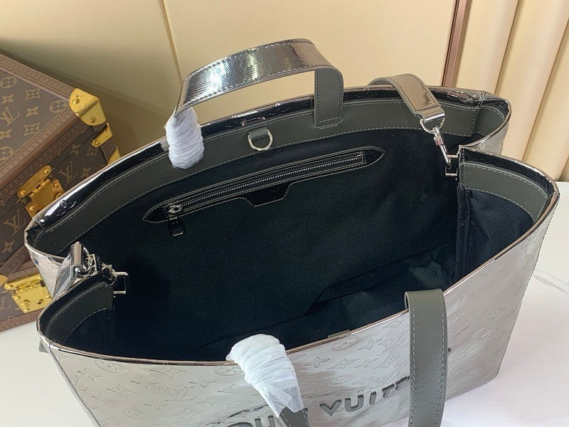 Dragons Bags ln Luxury Bag --63032