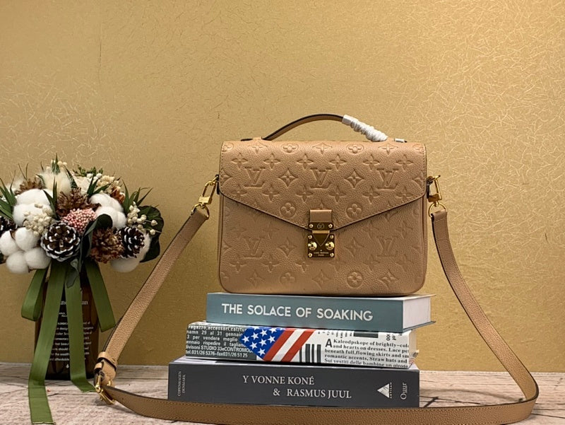 Dragons Bags ln Luxury Bag --66244