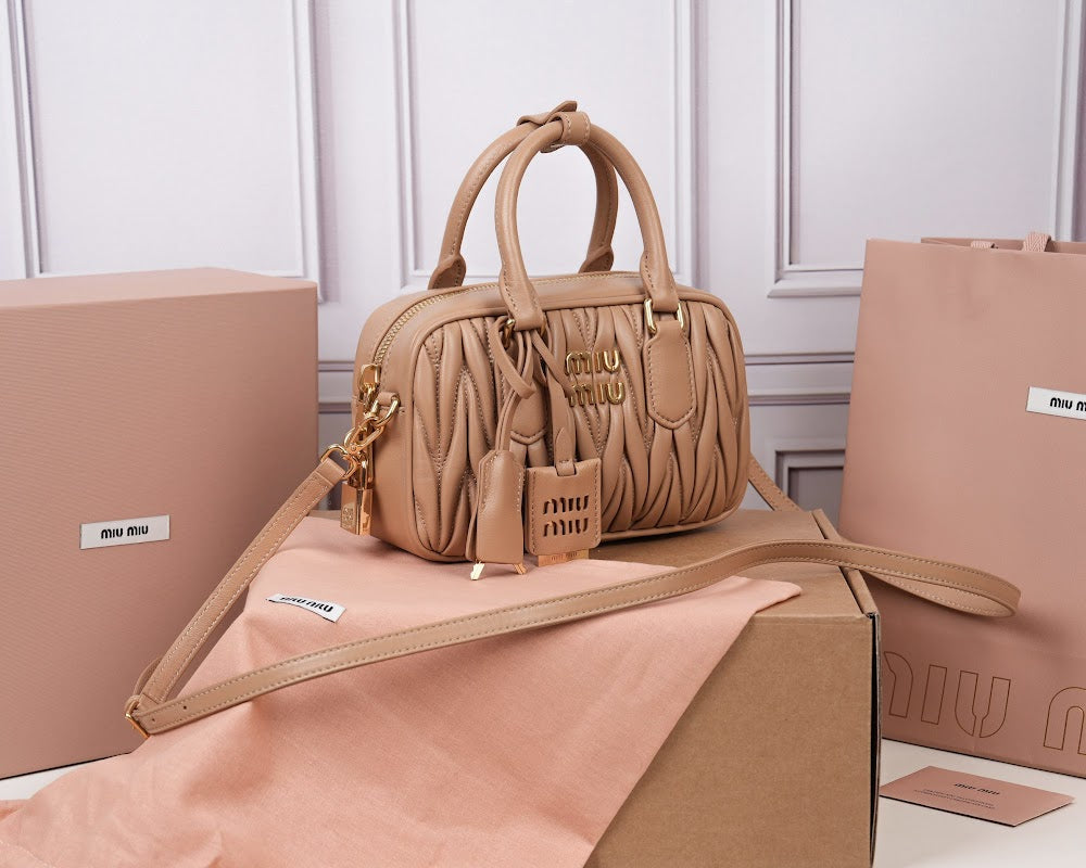 Dragons Bags Miun Miun Luxury Bag --122513