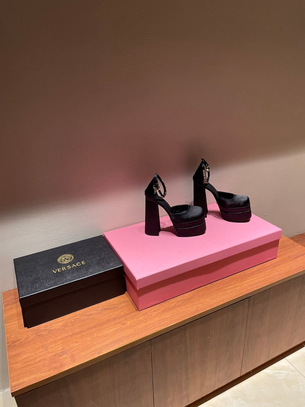 Dragons Bags Versace Luxury Heels --50948