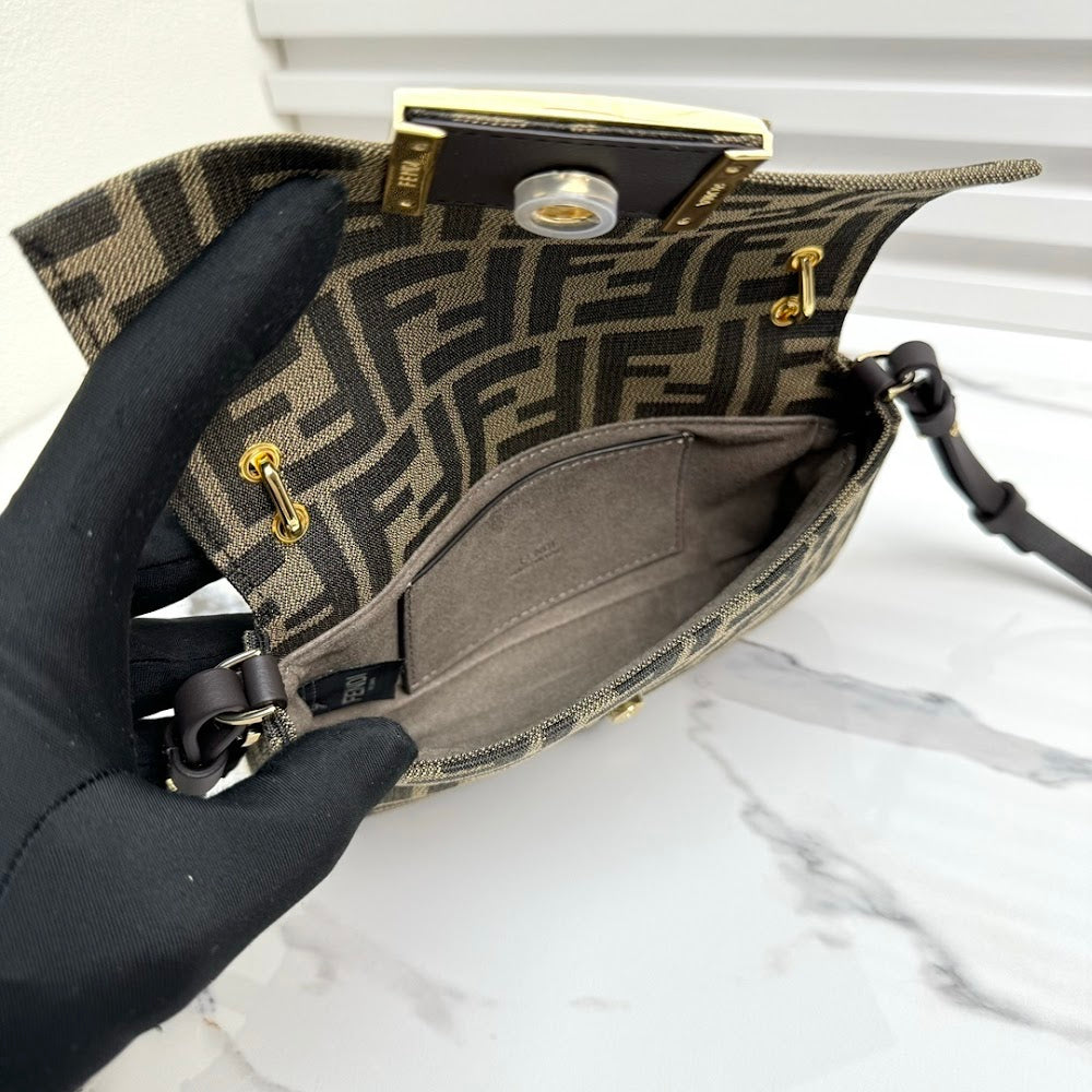 new-luxury-designer-bags-nm15572