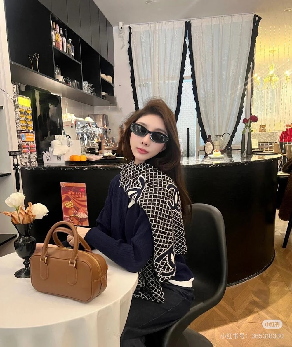 Dragons Bags Premium Designer Scarf --99634