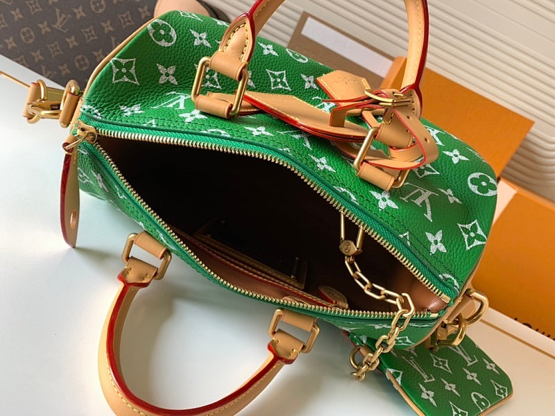 Dragons Bags ln Luxury Bag --81629