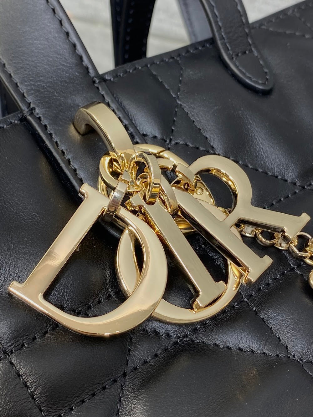 new-designer-premium-bags-nm16761