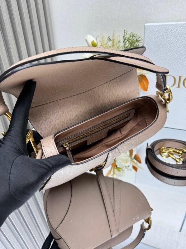 Dragons BagsDiorn Luxury Bag --115256