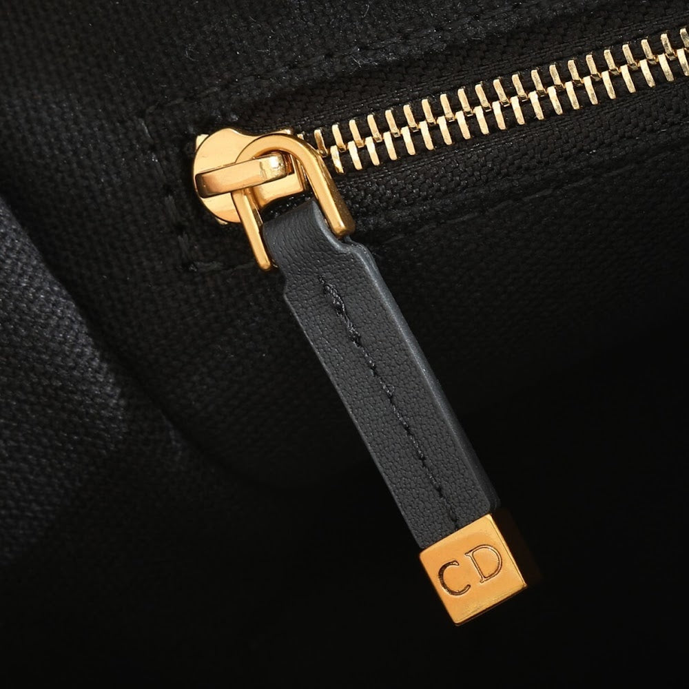 Dragons BagsDiorn Luxury Bag --115743