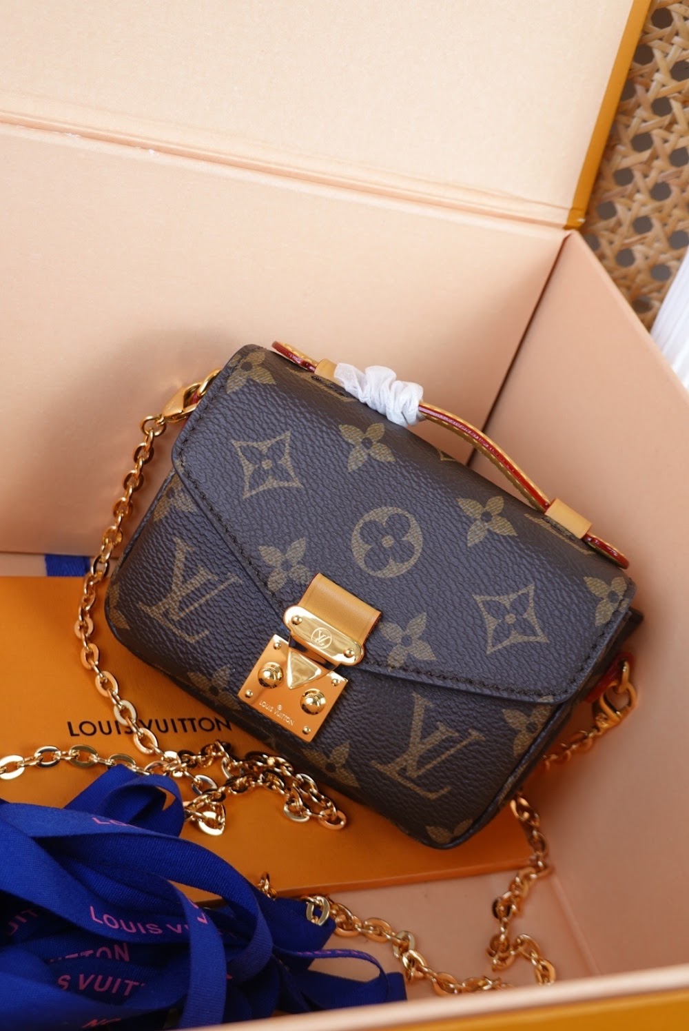 Dragons Bags ln Luxury Bag --56300