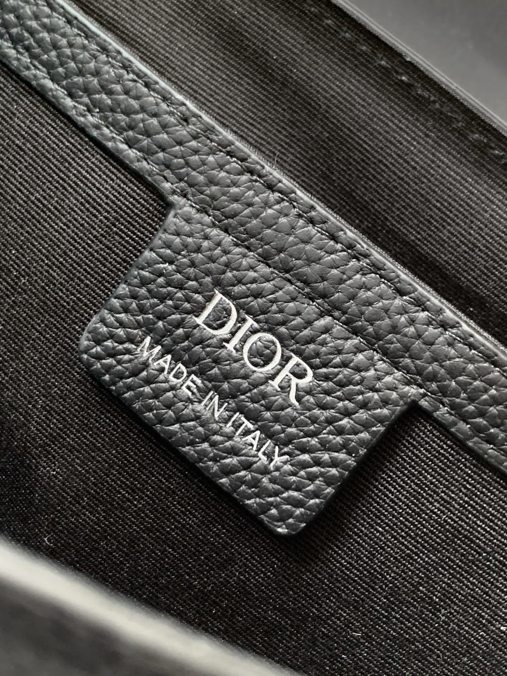 Dragons BagsDiorn Luxury Bag --116010
