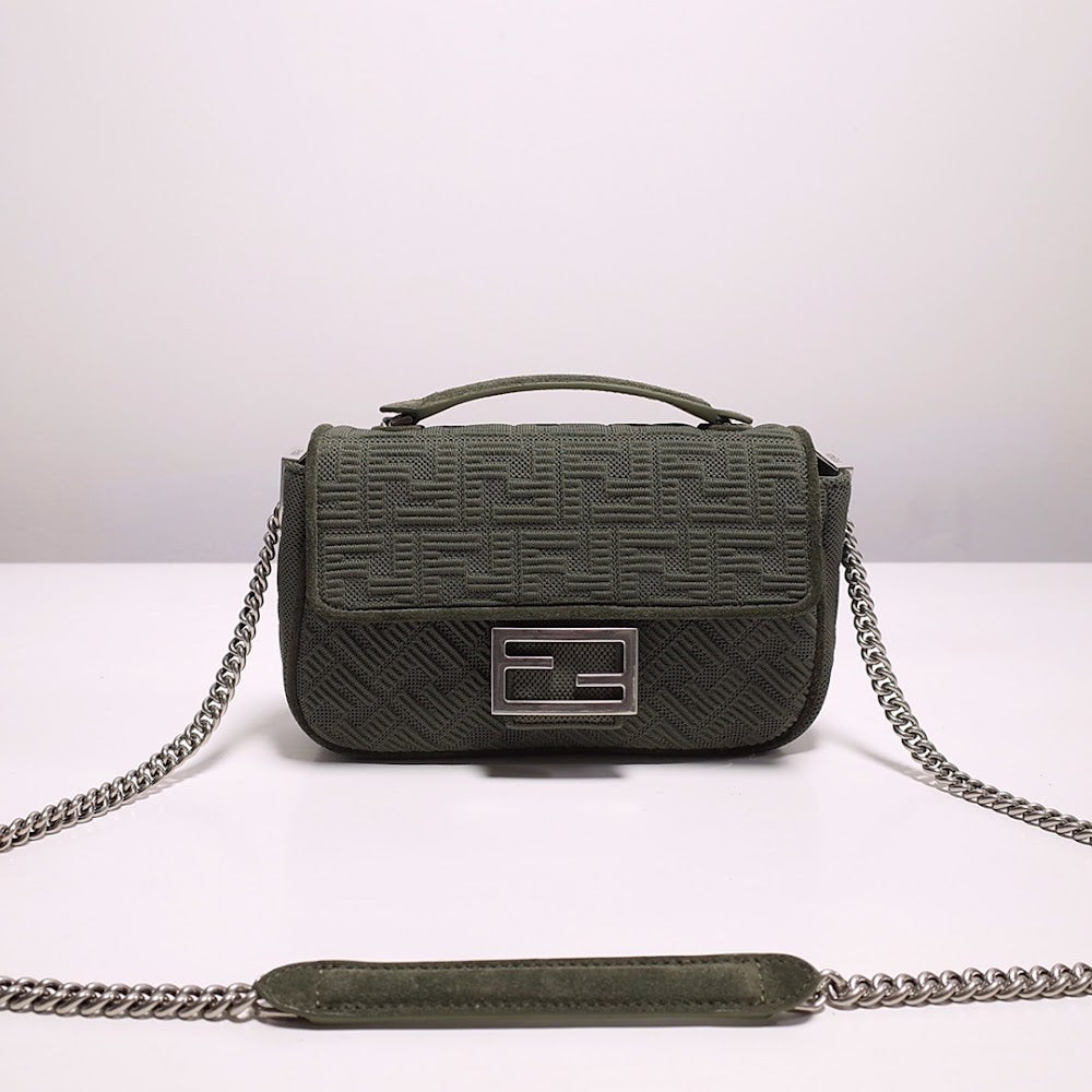 new-luxury-designer-bags-nm15265