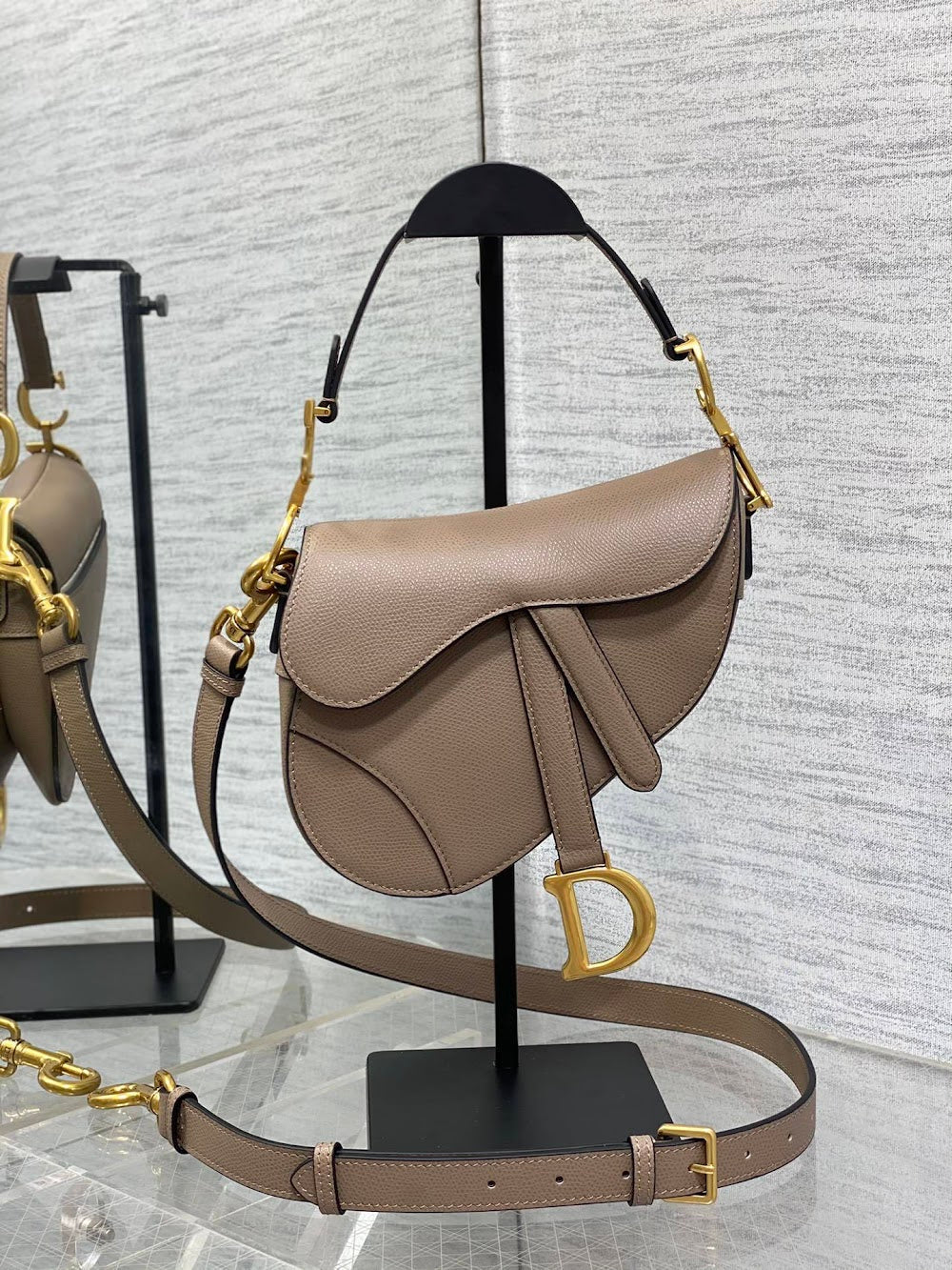 Dragons BagsDiorn Luxury Bag --114996