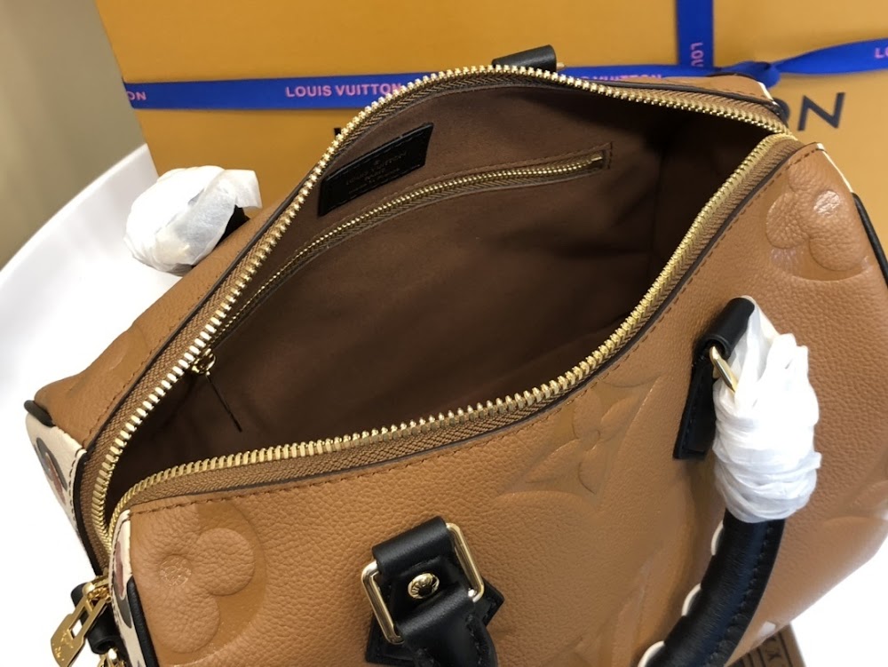 Dragons Bags ln Luxury Bag --67038