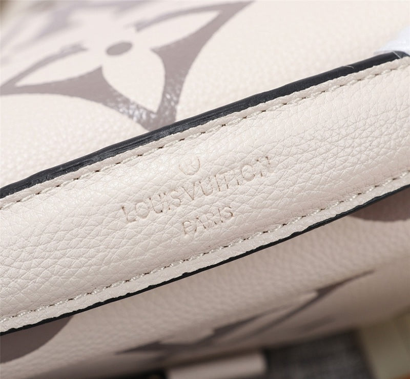 Dragons Bags ln Luxury Bag --78110