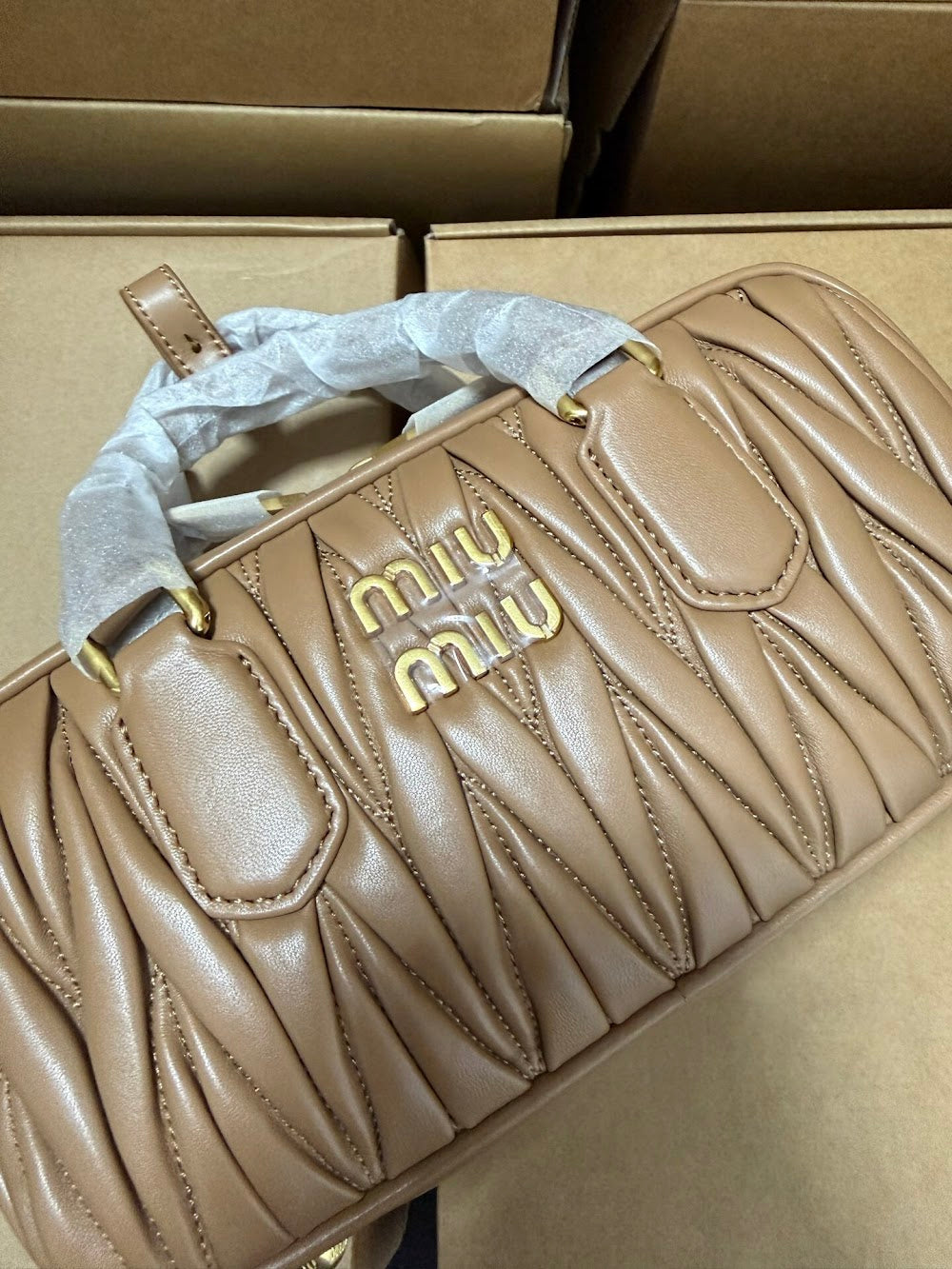 Dragons Bags Miun Miun Luxury Bag --122760